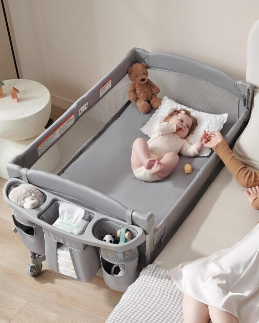 Baby 4 in 1 Bassinet Bedside Sleeper, Baby Bedside Crib Sleeper, Playard, Portable Diaper Changing Table, Baby Bassinet for Newborn Baby